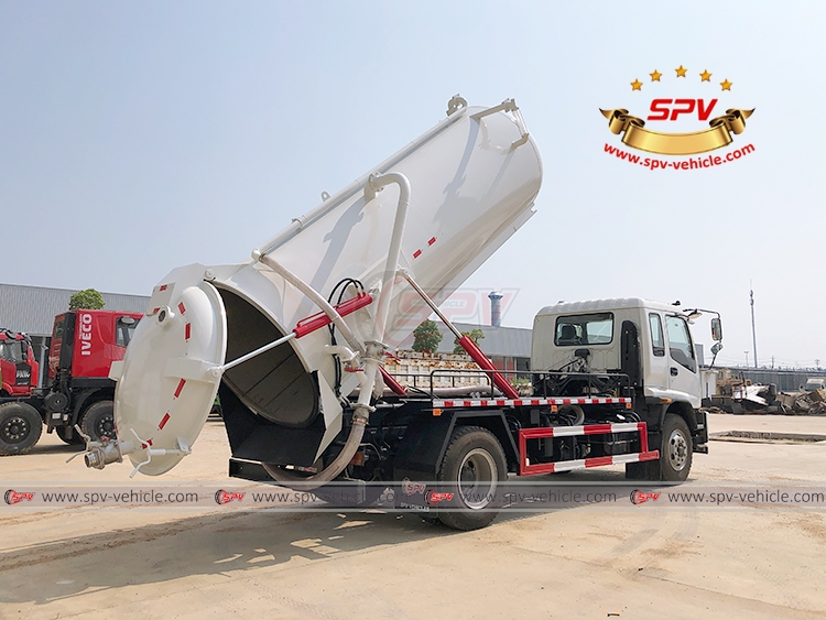 10,000 Litres Sewage Vacuum Tanker ISUZU - Tank Lifting 03 10,000 Litres Sewage Vacuum Tanker ISUZU - Tank Lifting 03